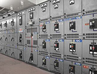 a well labeled electrical control cabinet in accordance with OSHA best practices